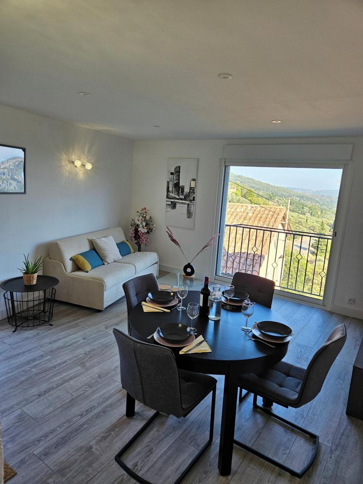Vue Mer, Au Calme, Avec Jardin ! Spéracèdes Exterior foto